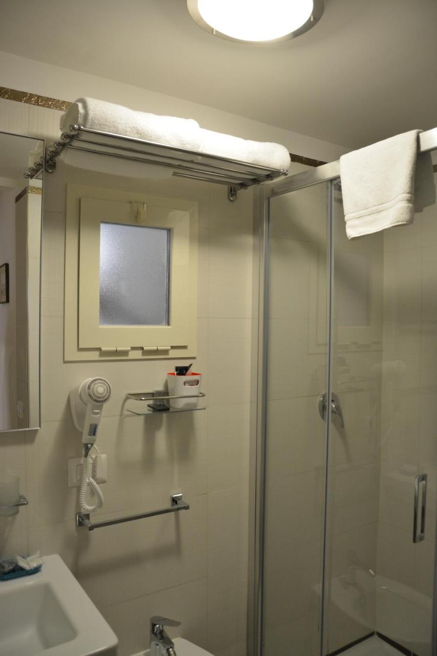 Dimora Megaride Bed & Breakfast Napoli Dış mekan fotoğraf