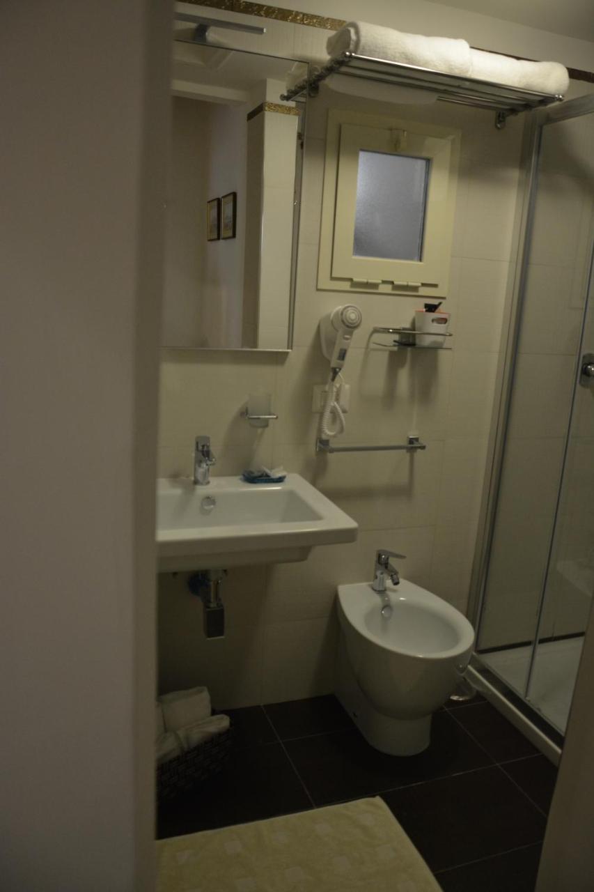 Dimora Megaride Bed & Breakfast Napoli Dış mekan fotoğraf