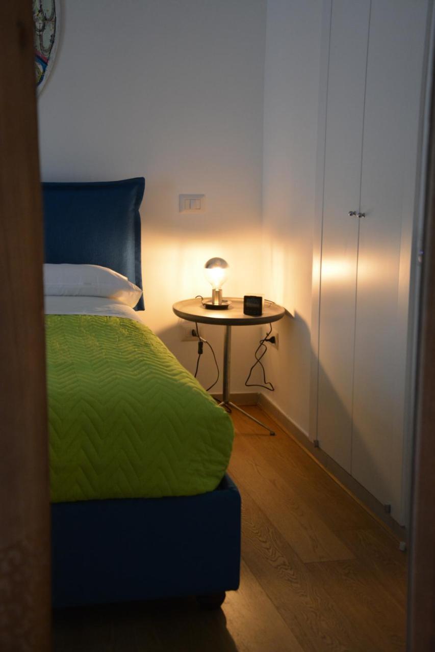 Dimora Megaride Bed & Breakfast Napoli Dış mekan fotoğraf