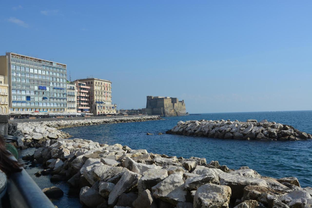 Dimora Megaride Bed & Breakfast Napoli Dış mekan fotoğraf
